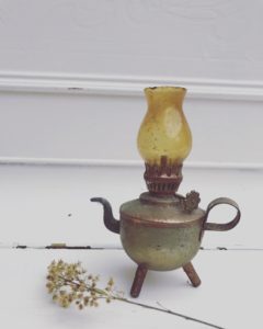 Victorian Miniature Oil Lamp, £8.00